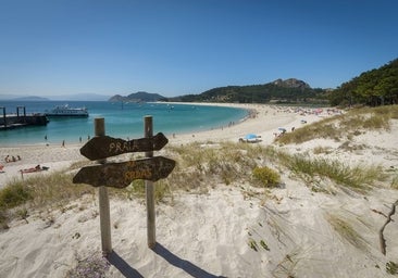Pagar por acceder a la playa: las islas Cíes abren el debate
