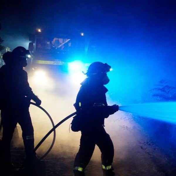 ¿Por qué es tan diferente el incendio de Tenerife que hasta los aviones fallan?