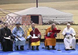 El Papa Francisco apela desde Mongolia a la «armonía» entre religiones