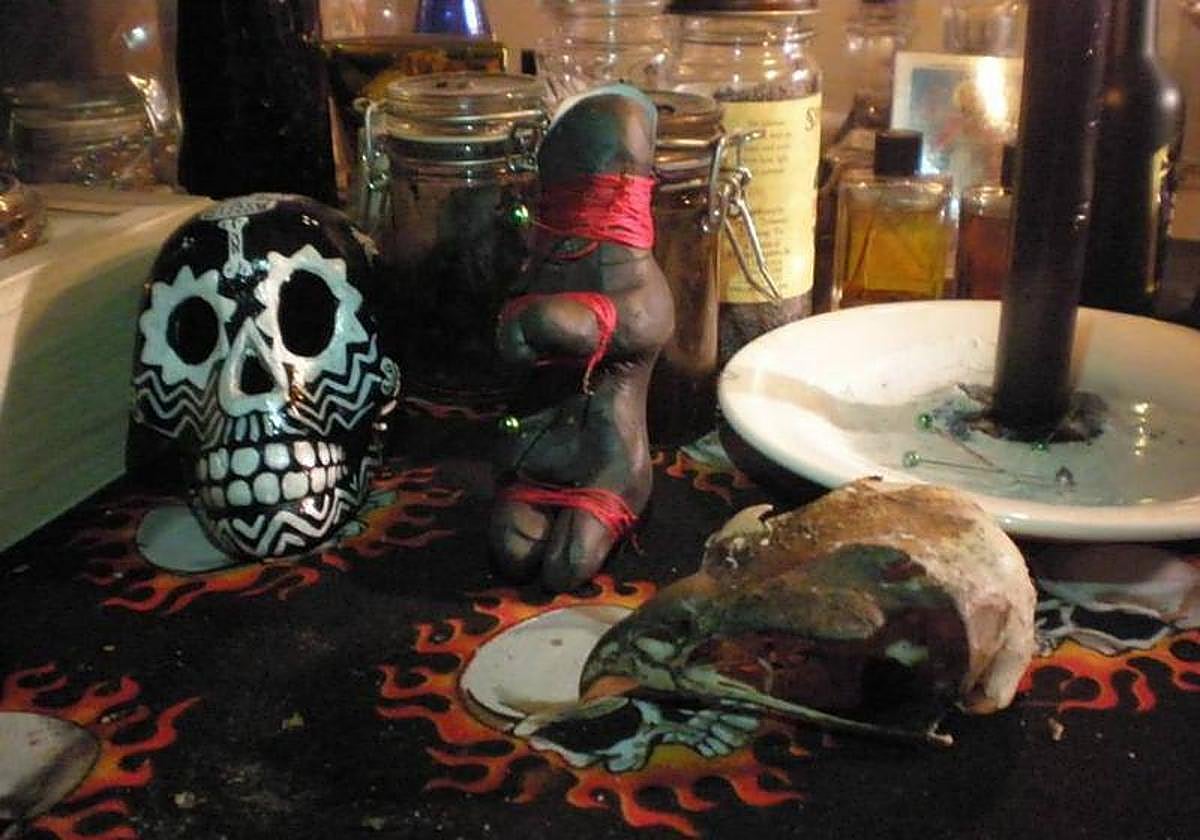 Elementos utilizados para hacer vudú