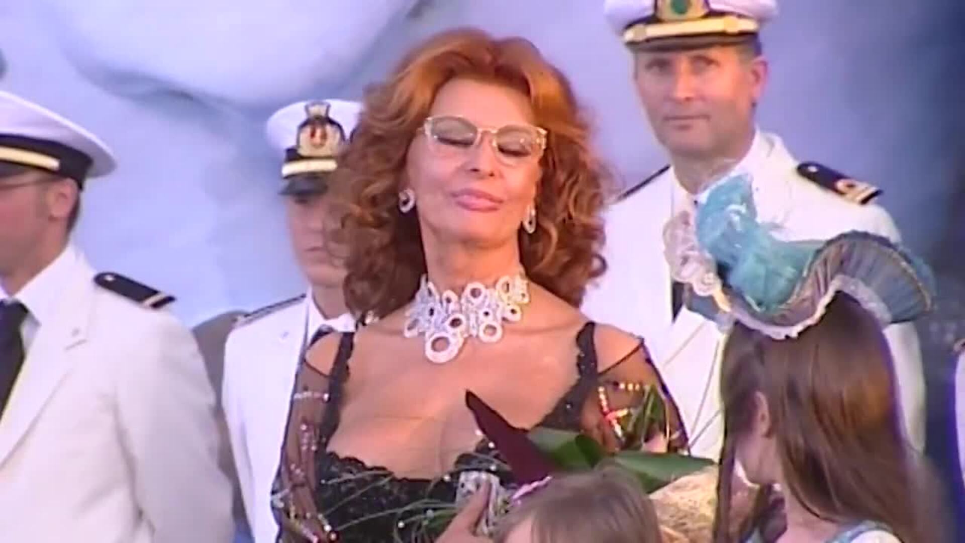 Sofía Loren, operada de urgencia por una caída