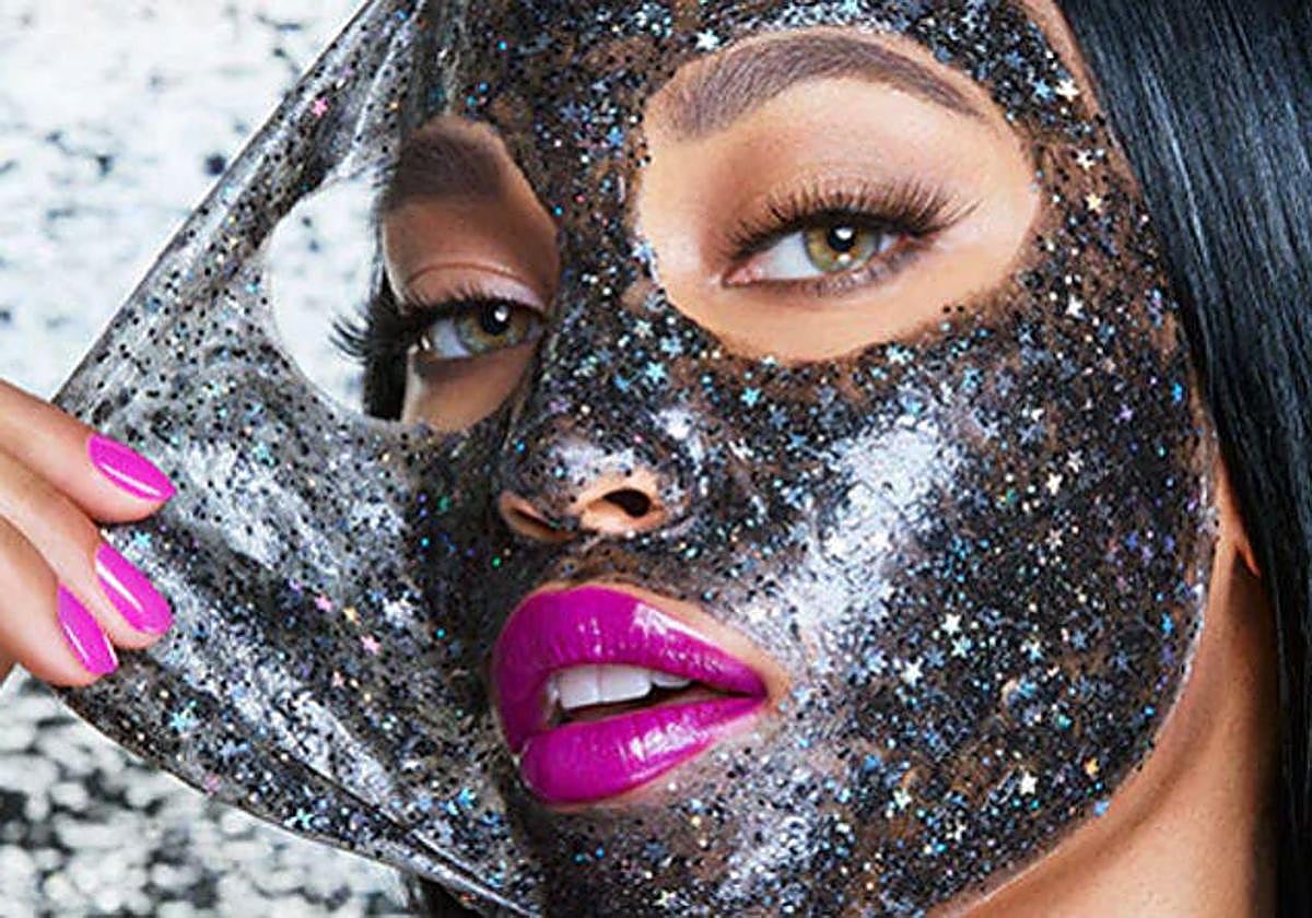 La Unión Europea prohíbe la purpurina y otros productos para reducir los microplásticos