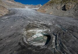 La desaparición de los glaciares suizos merma la economía local: «Estamos perdiendo rutas de hielo enteras»