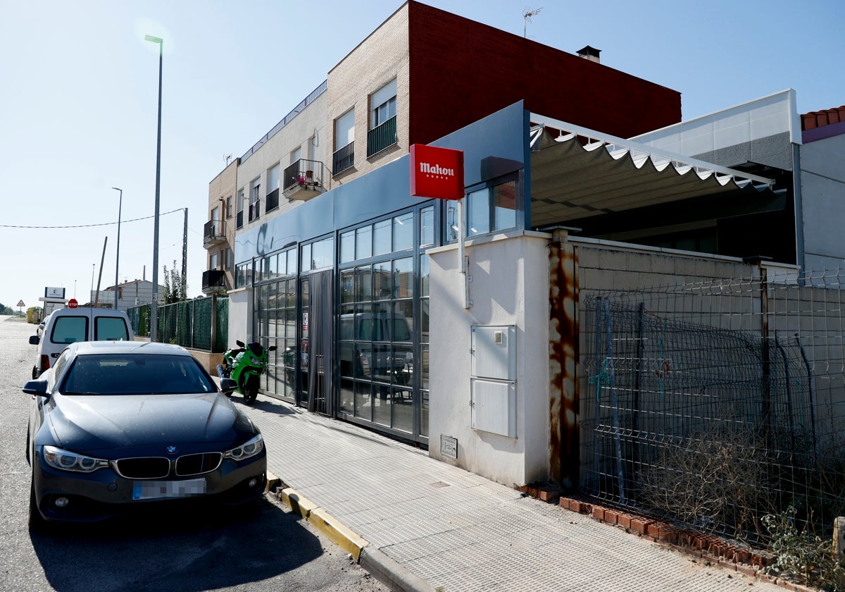 Vista del bar donde Sandra, de 41 años, discutió antes del atropello mortal en la localidad toledana de Santo Domingo Caudilla, en la pedanía de Val de Santo Domingo (Toledo)