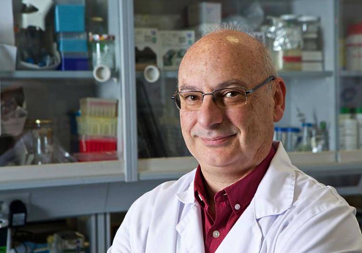 El premio al mejor investigador de 2023 ha recaído en Francis Mojica