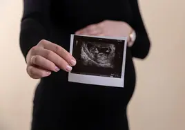 Las jóvenes nacidos de donantes de óvulos o esperma en Reino Unido quieren conocer su origen biológico