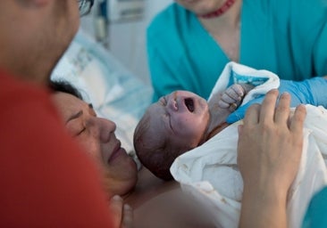 Radiografía demográfica de la España actual: la esperanza de vida sube en hombres y mujeres, nacen 8.100 niños menos y nos casamos más