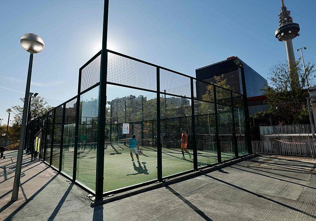 Una partida de pádel en Madrid