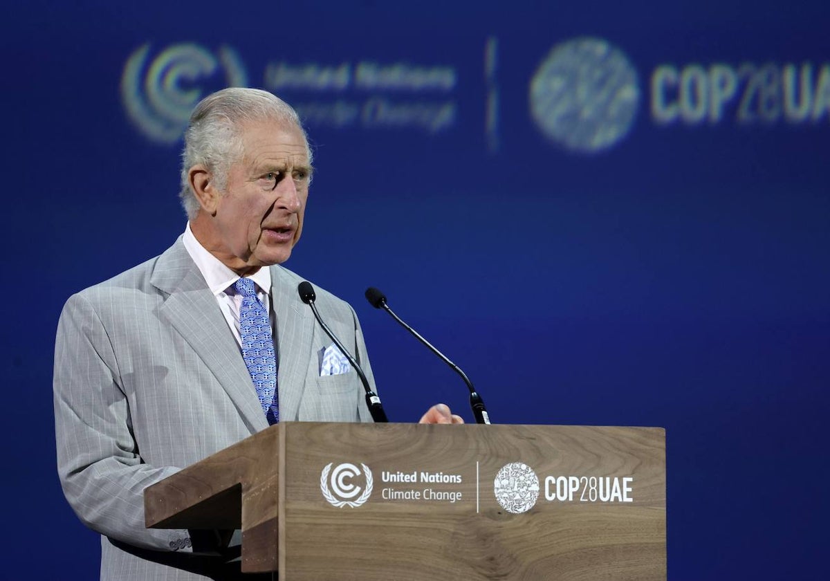 El Rey Carlos III pronuncia un discurso durante la Conferencia de las Naciones Unidas sobre el Cambio Climático