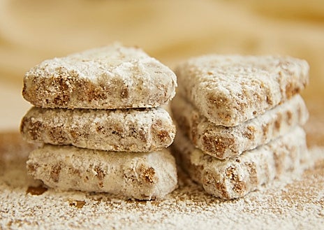 Imagen secundaria 1 - Belenes, iconos, polvorones, mazapanes o turrones, entre otros 900 productos, podrán compararse en la I Feria Monástica que acogerá la Casa de la Panadería de la Plaza Mayor de Madrid del 6 al 10 de diciembre