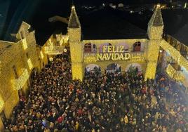 Apocalipsis zombie por Navidad: ciudades y pueblos de toda España colapsan para ver las luces