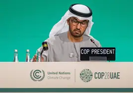 El presidente de la Cumbre del Clima seguirá invirtiendo en petróleo a pesar del acuerdo para su abandono
