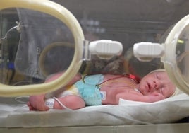 La nueva pauta de vacunación vacía las UCI de bebés con bronquiolitis