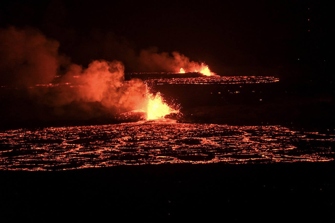 Los expertos dicen que la erupción podría durar meses