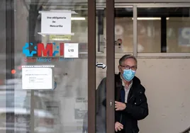 Madrid quitará la obligación de mascarilla en centros sanitarios al cumplir los criterios de Sanidad