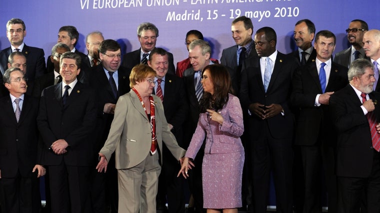 Halonen, en 2010. Junto a la argentina Fernández de Kirchner, únicas mandatarias en la foto