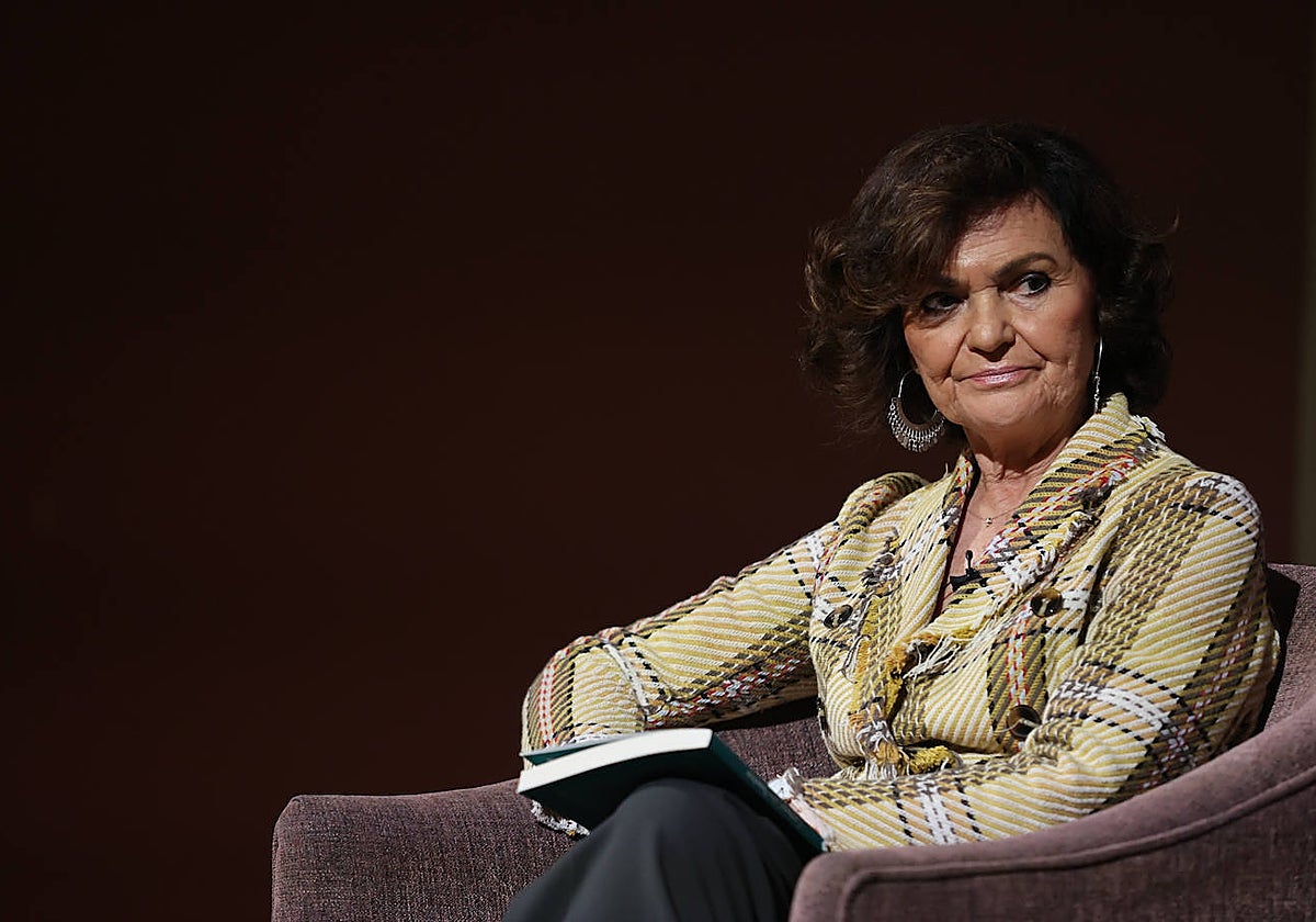 La exvicepresidenta Carmen Calvo, en la presentación de su libro, 'Nosotras', en el Ateneo, en Madrid