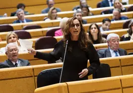 Mónica García quiere el fin de las guardias de 24 horas de los médicos en esta legislatura: «Representan un anacronismo»