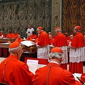 Así intentaron bloquear la elección del Papa Benedicto