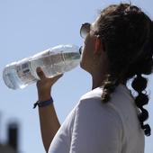 Primer aviso de calor en España: Canarias podría llegar a los 36 grados