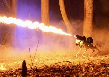 El perro robot que lanza llamaradas a distancia y cuesta 9.000 dólares