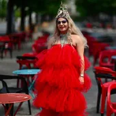 Miss Martini, la primera 'drag queen' portadora de la llama olímpica en la historia de los Juegos