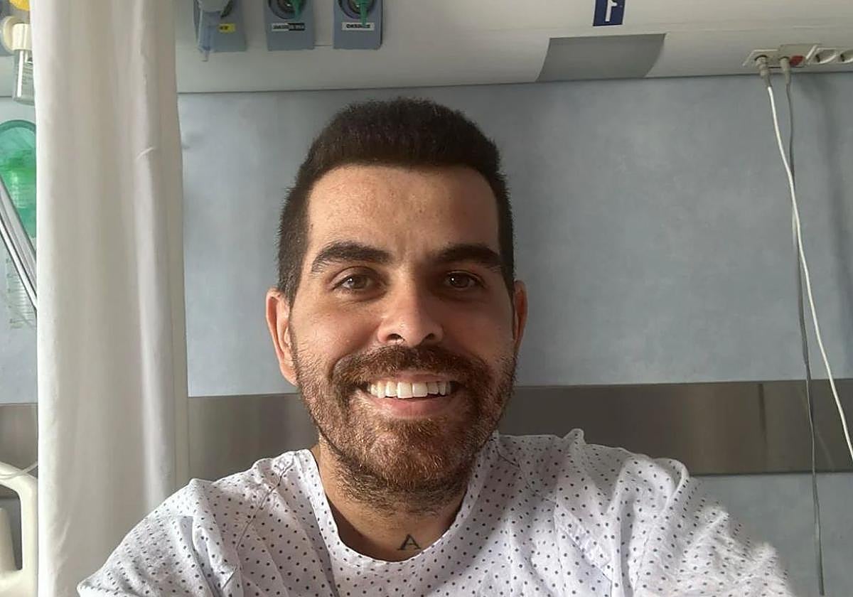 Álex García, en el Hospital de Cruces