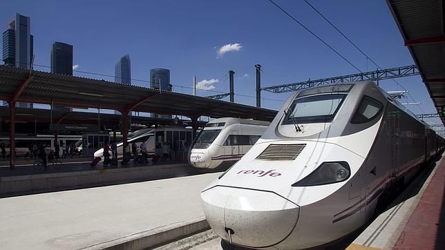 Alvia en la estación de Chamartín