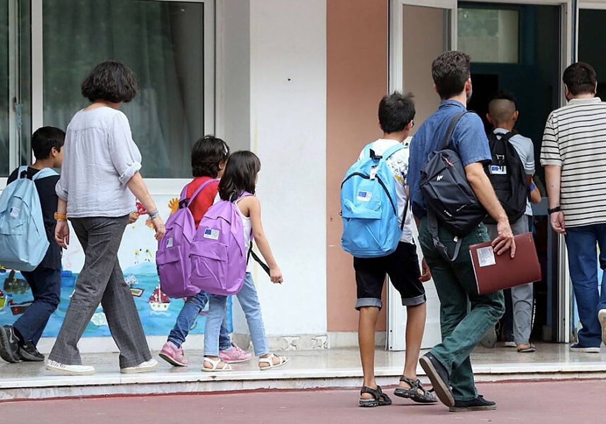 En el colegio se produjo una intoxicación masiva de estudiantes