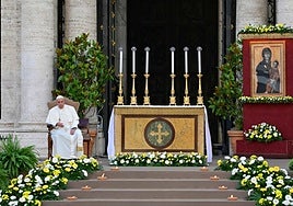 El Papa recupera la procesión del Corpus Christi en Roma tras cuatro años sin celebrarla