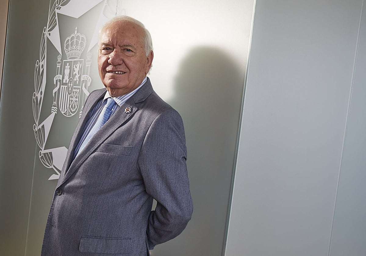 El presidente del Consejo General de Enfermería, Florentino Pérez Raya