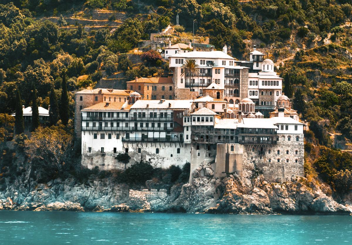 Vista de uno de los monasterios del monte Athos