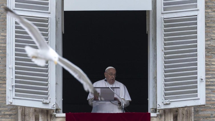 El Papa reza por su confesor fallecido, un cura franciscano de Zamora