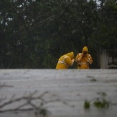 El huracán 'Beryl' toca tierra en la península mexicana de Yucatán tras destrozar varias islas cercanas