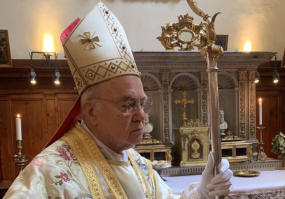 El exarzobispo Carlo Maria Viganó.