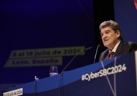 Escrivá insiste en que los datos del sistema de verificación para acceder al porno serán «absolutamente anónimos»
