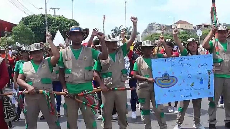 Campesinos colombianos se manifiestan en apoyo al Gobierno