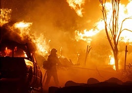 Hasta 2.000 hectáreas cada hora: así es el voraz avance del megaincendio de California