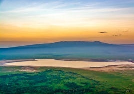 Un guía tanzano advierte sobre el cráter de Ngorongoro, donde han muerto dos turistas españolas: «La sabana no es un zoo»