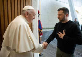 El Papa envía camiones con comida, ropa y medicinas a Ucrania