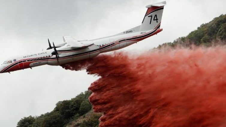 Al menos once heridos en un incendio que obliga a evacuar a 3.000 personas en el sur de Francia