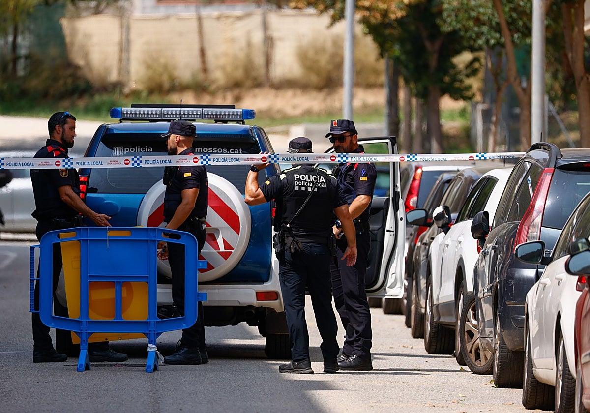 Un hombre mató esta semana con un arma de fuego a su expareja en su piso de Rubí (Barcelona) y a su actual pareja en su domicilio de Castellbisbal, suicidándose después