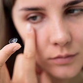 Sanidad prohíbe la venta de estos lotes de lentillas