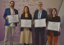 Isabel Miranda y Patricia Biosca, galardonadas con el Premio de Periodismo Agroalimentario de APAE