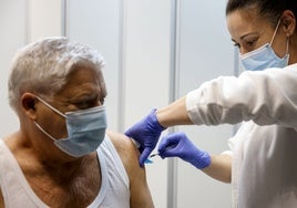 La OMS advierte de que vacunando mejor se reduciría el consumo  de antibióticos en 2,5 millones de dosis al año