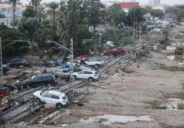 Última hora de las inundaciones por la DANA en España, en directo: muertos, desaparecidos y carreteras cortadas en Madrid, Málaga, Albacete y Valencia hoy