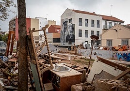 Los olvidados de Aldaia: «Estamos desnudos frente al barranco»