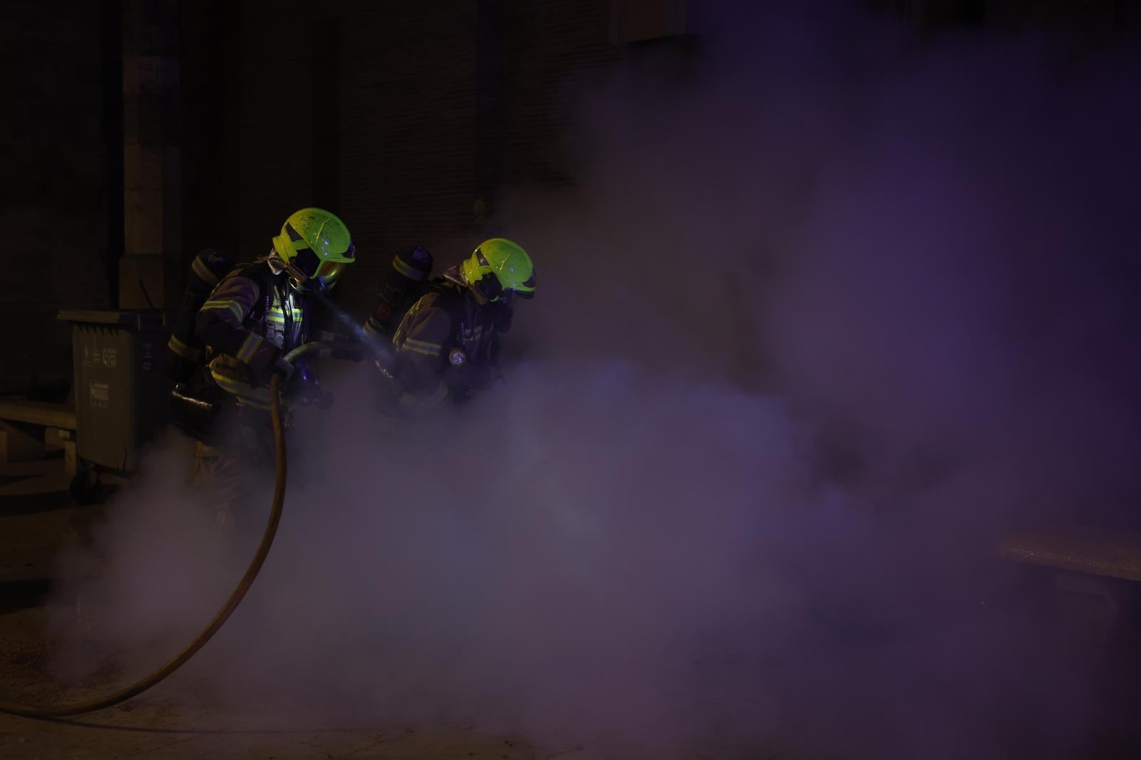 Los valencianos salen a las calles para protestar contra la gestión de la DANA, en imágenes