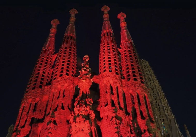 sagrada-familia-red-R2vgL7BV6FIh4dblfJTXTZI-758x531@diario_abc.jpg