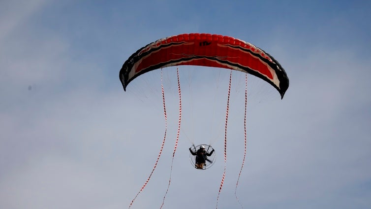 Muere un parapentista tras sufrir una caída en un pueblo de Almería